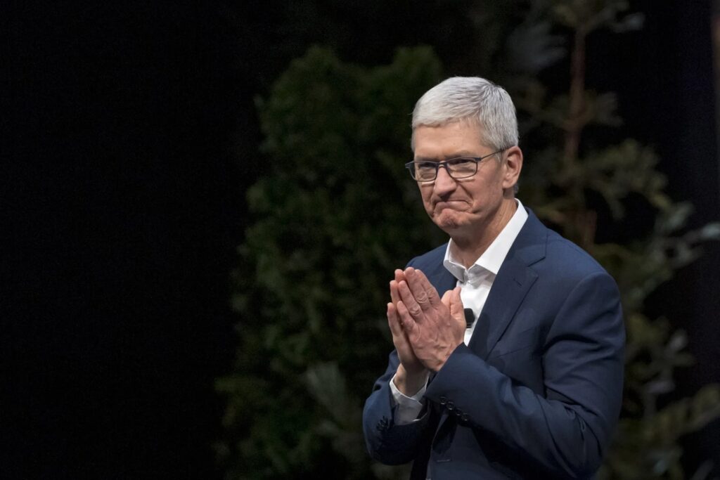 tim cook net worth