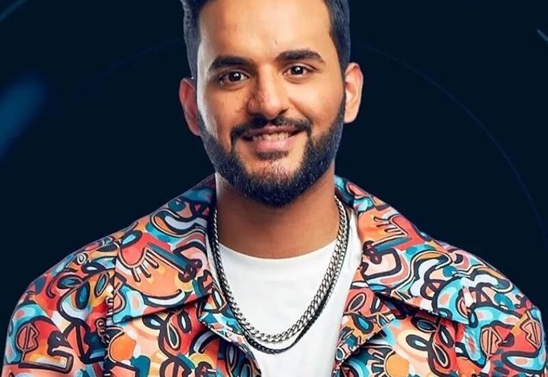 abhishek malhan net worth