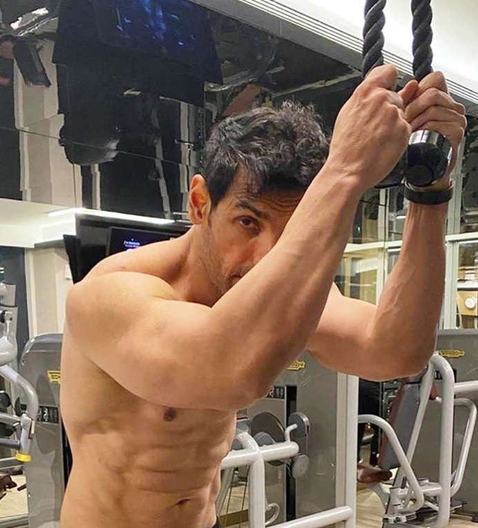 john abraham net worth