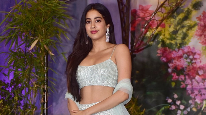 janhvi kapoor net worth