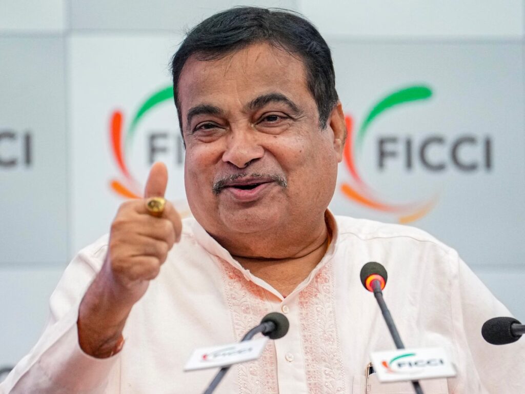 nitin gadkari net worth