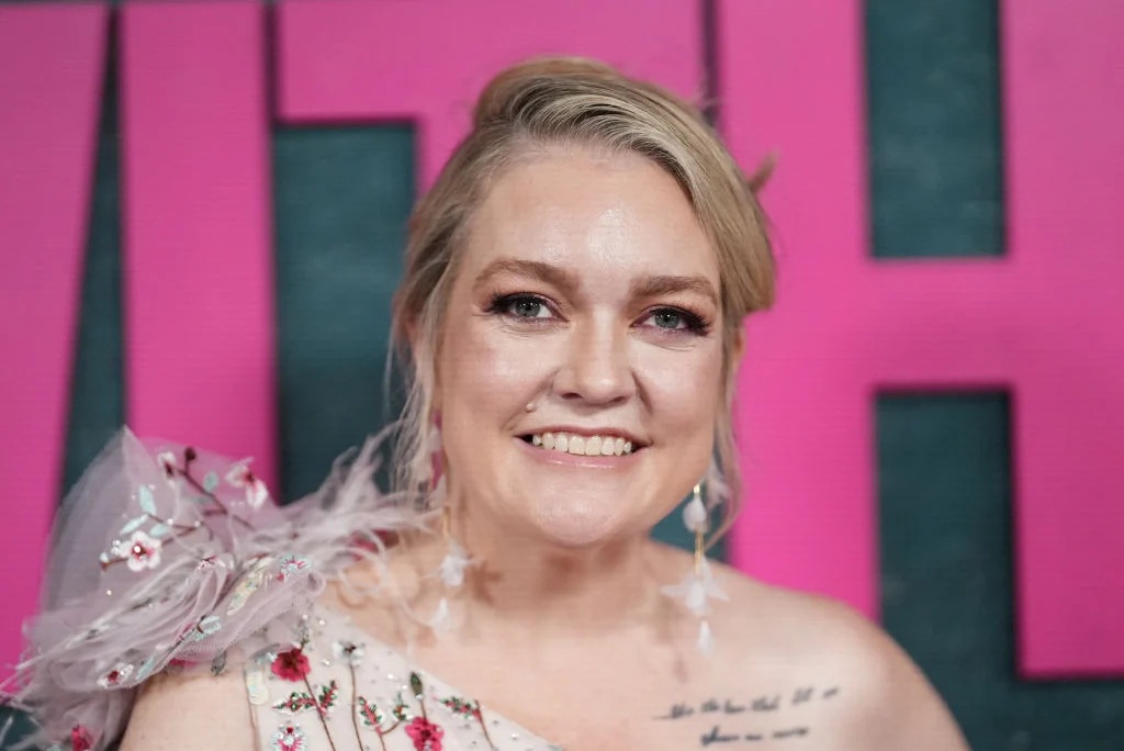 colleen hoover net worth