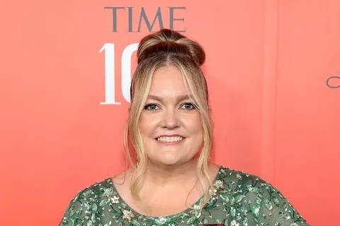 colleen hoover net worth