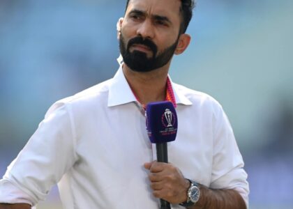 dinesh karthik net worth