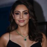 gauri khan net worth