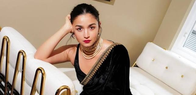 alia bhatt net worth in rupees
