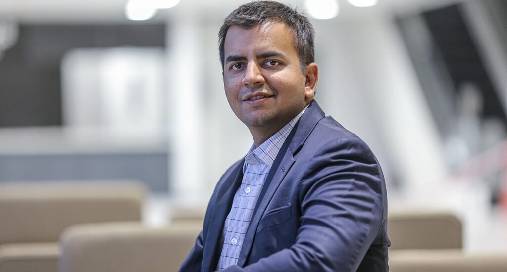 bhavish aggarwal net worth
