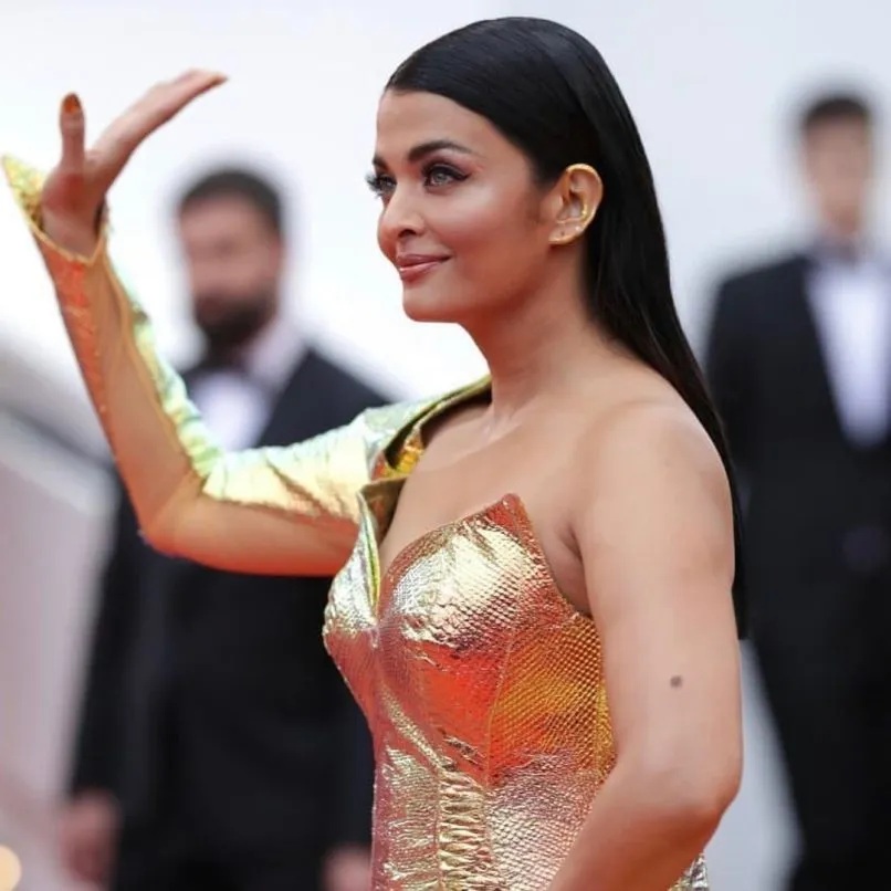 aishwarya rai net worth in rupees