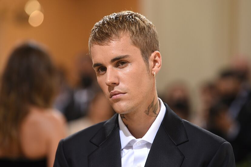 justin bieber net worth in rupees